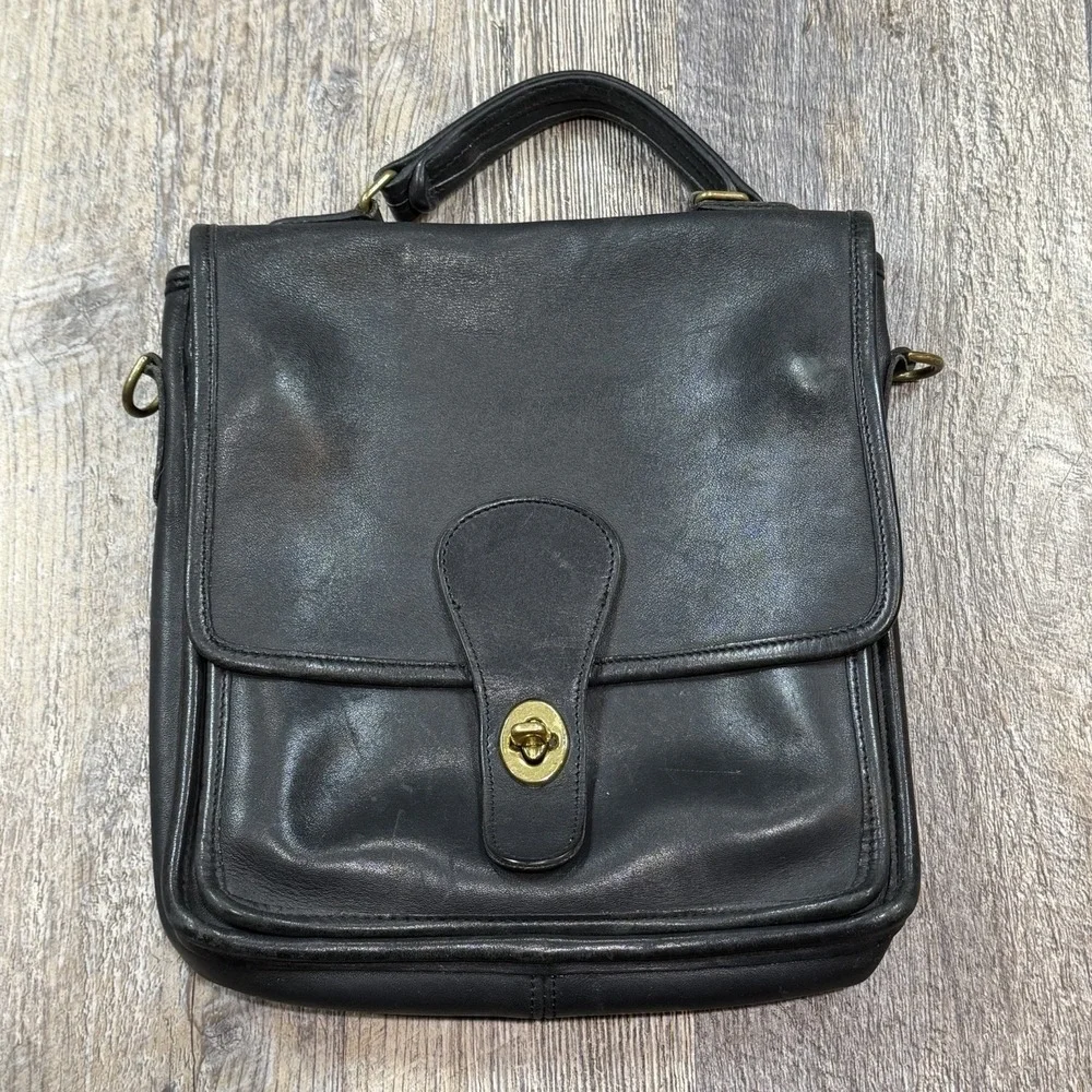 Vintage Coach Black Leather Turn Lock Satchel Messenger Crossbody Bag USA‎ Made